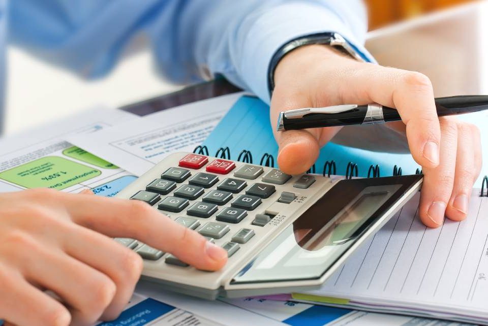 5 Questions to Ask before hiring a Virtual Accountant _ Bookkeeper