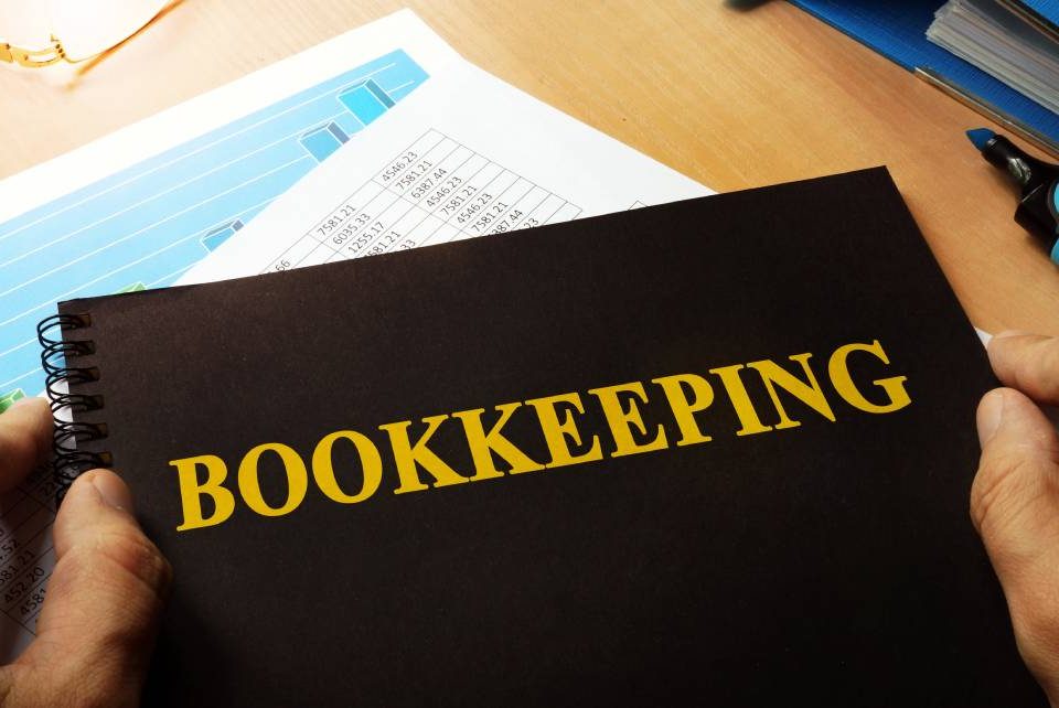 Outsourced Bookkeeping - What It is and 5 Reasons to Use It
