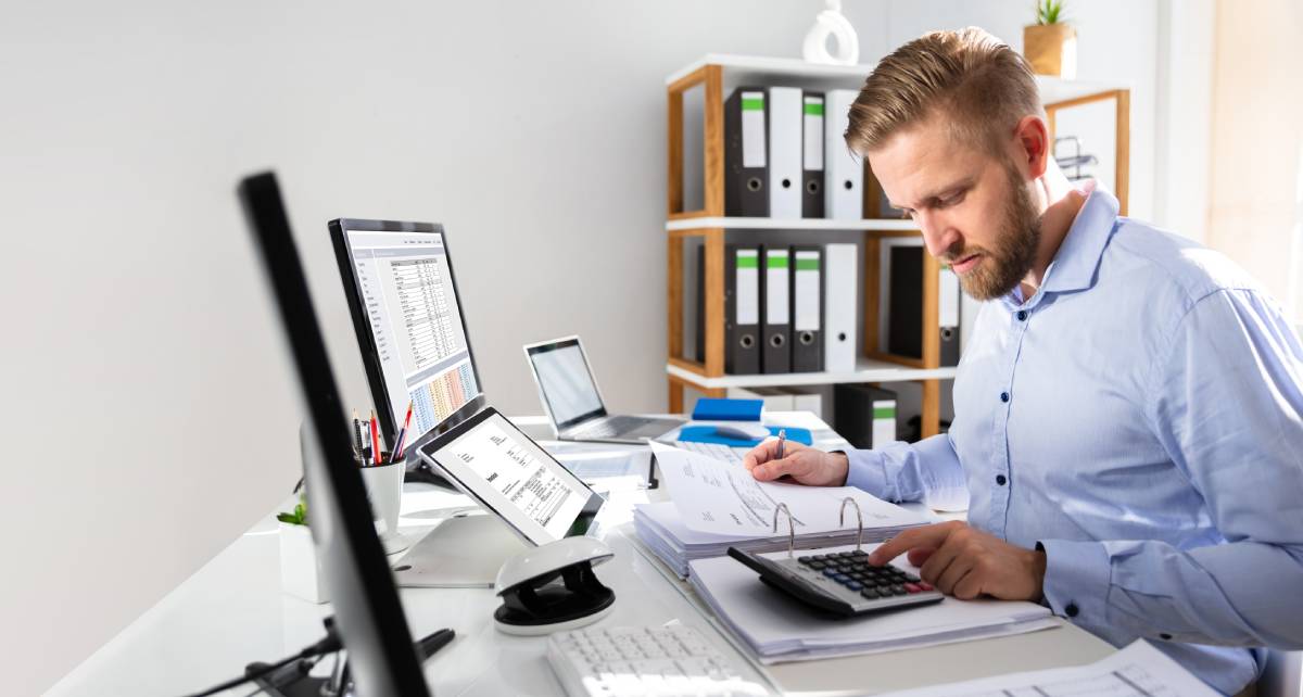Why Hiring a Virtual Bookkeeper is a Smart Idea for Your Business